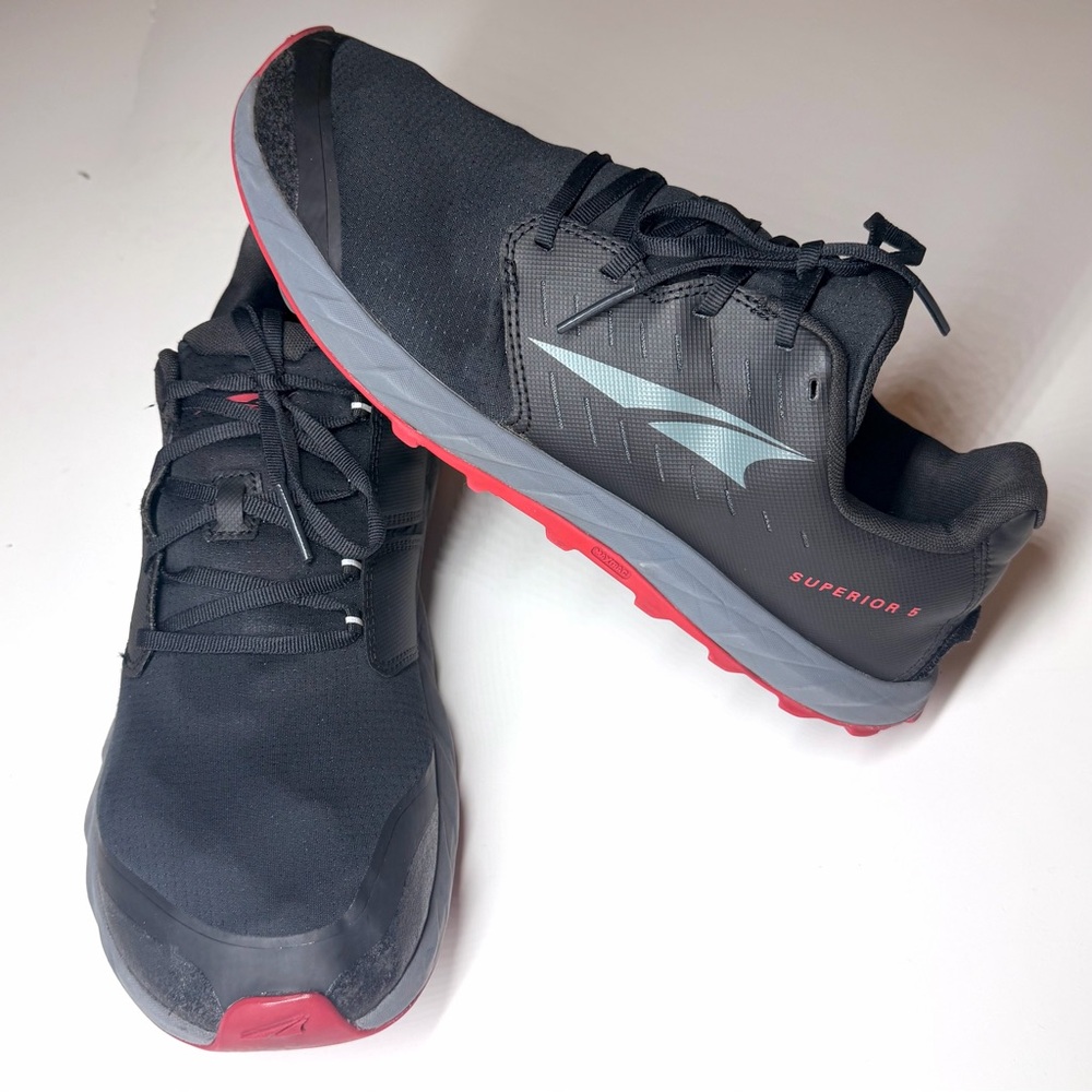 Altra Superior 6 Black with Red and Light Blue Accents Trail Running Sneakers